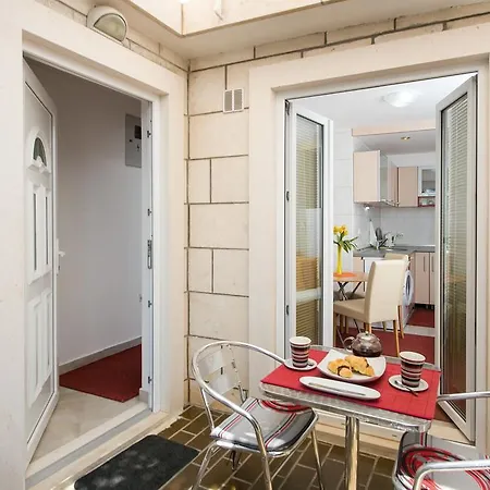 Unella Dubrovnik