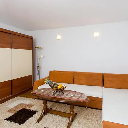 Unella Appartement *